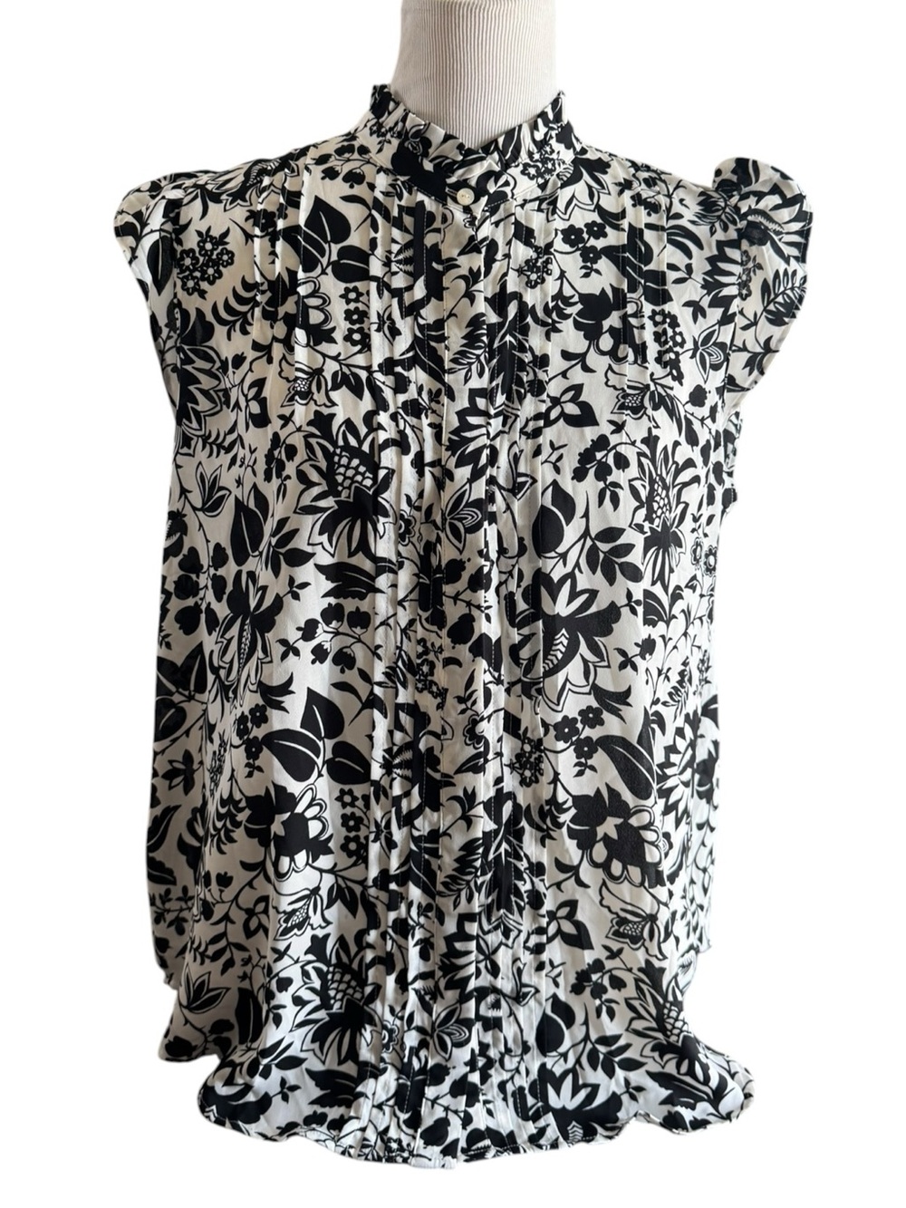 Ann Taylor Black & White Floral Pintuck Blouse Size L